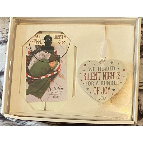 Christmas is here Bundle😇‎ - Picture 7 of 8